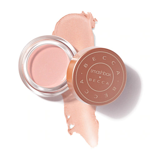 BECCA UNDER EYE BRIGHTENING CORRECTOR
